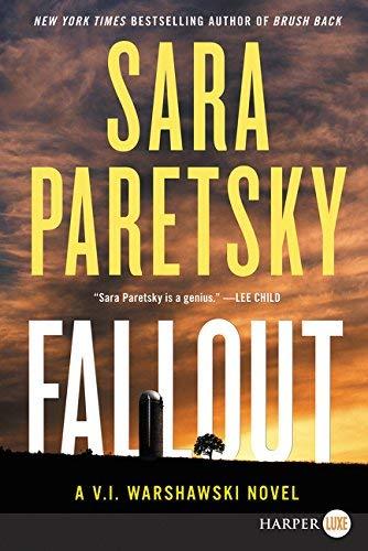 Fallout (V.I. Warshawski, Large Print)