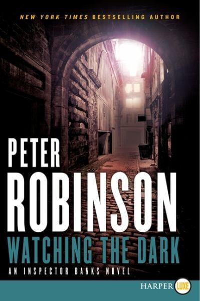 Watching the Dark (Large Print)